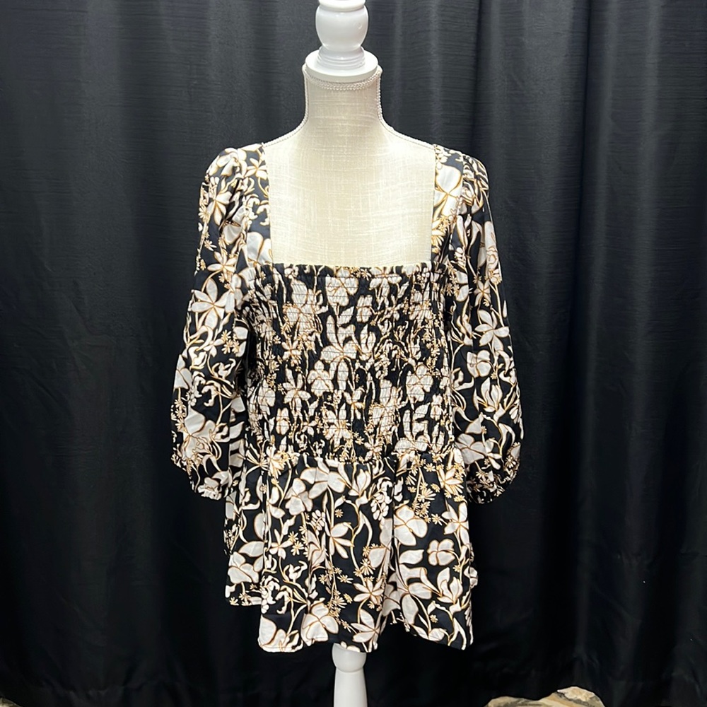 NWT Ava & Viv Black Floral Puff Elbow Peplum T-Shirt